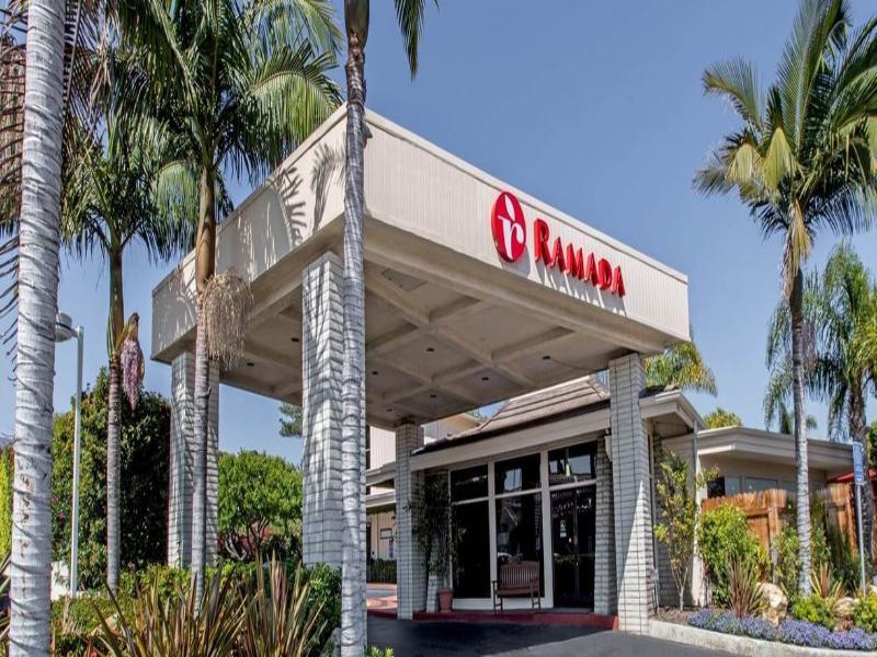 Ramada By Wyndham Santa Barbara 3*