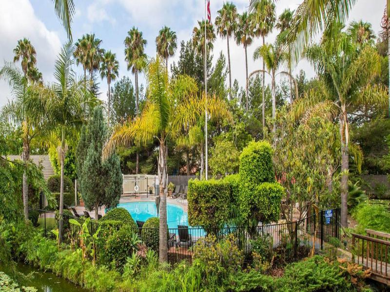 Hotel Ramada By Wyndham Santa Barbara