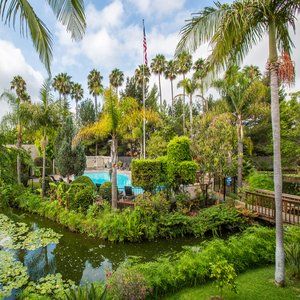 Hotel Ramada By Wyndham Santa Barbara