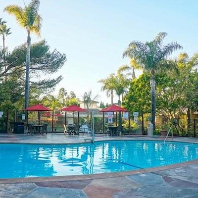 Hotel Ramada By Wyndham Santa Barbara 3*